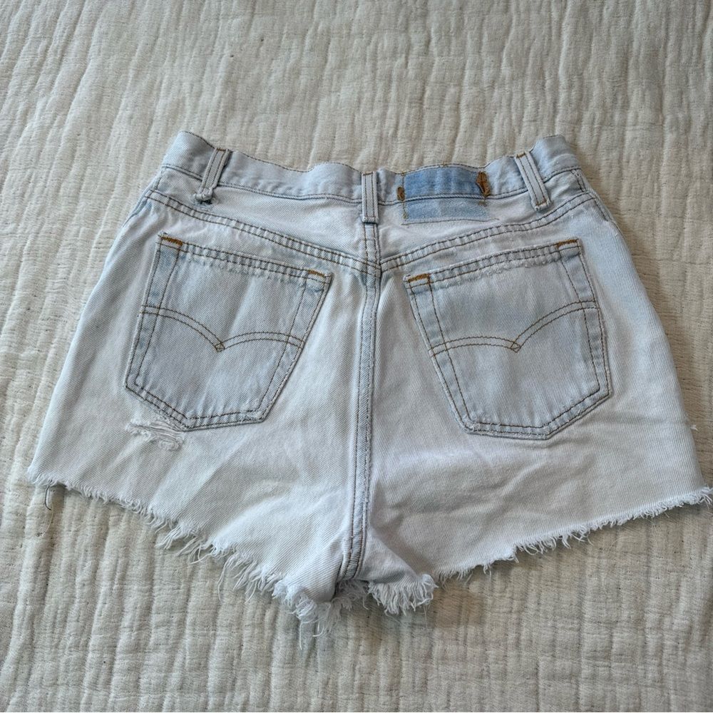 Levi's Women’s Vintage Blue Distressed 501 Cut Off Denim Shorts Button Fly - Picture 2 of 14